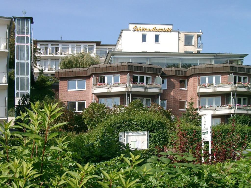 Hotel Zur Schoenen Aussicht Groemitz Exterior photo